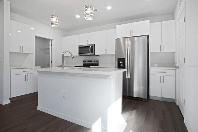 Photo - 1311 Hillsborough Ln House