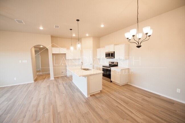 Photo - 3/2/2 Beautiful Townhome