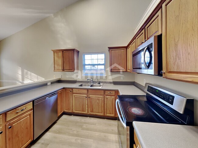 Photo - 1918 Dunedin Dr