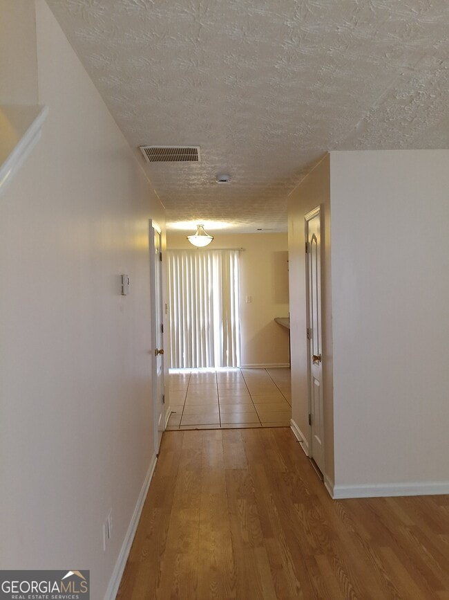 Photo - 3049 Fields Dr