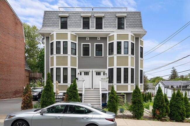 Building Photo - 9 Cedar St Unit 1