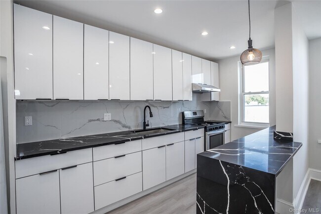 Photo - 67-17 Myrtle Ave Unit 3F