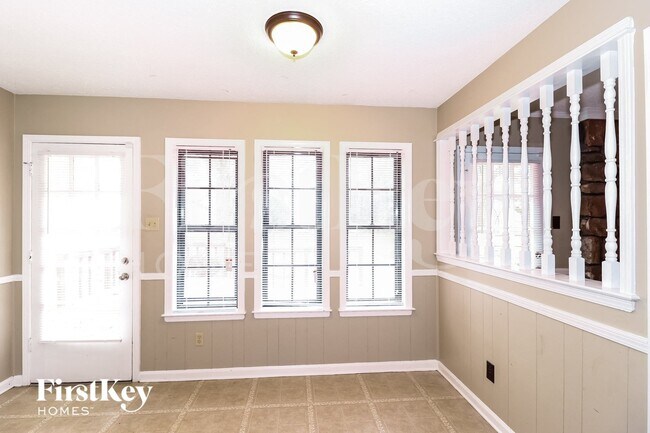 Photo - 8093 Cinders Rd