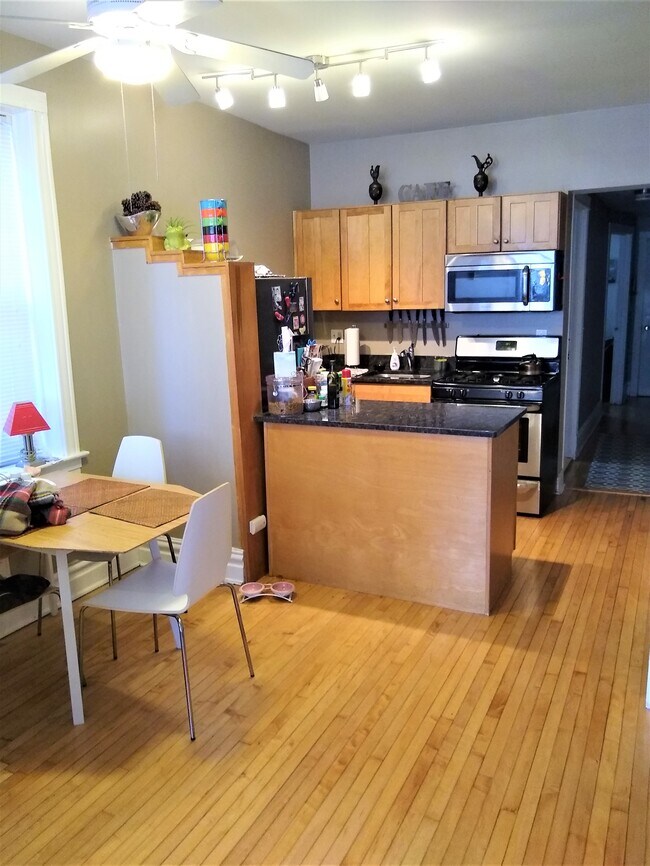 Photo - 3326 N Bell Ave Unit 1