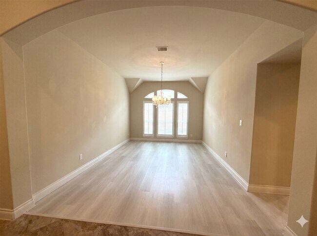Photo - 27630 Linden Ridge Lane