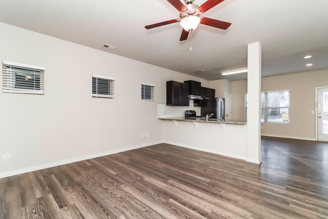 Photo - 143 Preserve Dr