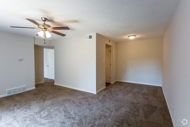 Woodlake Apartments