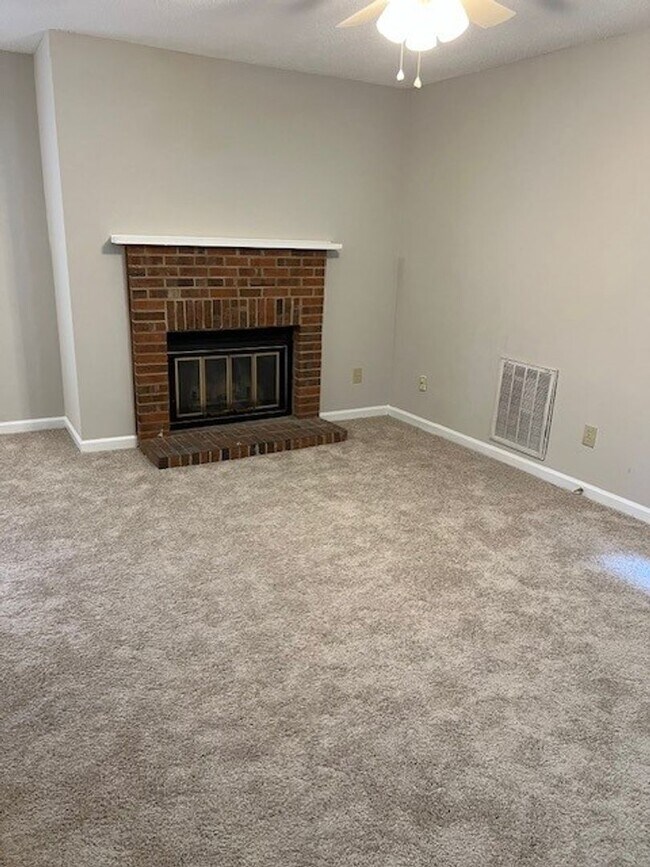 Photo - UPDATES! Dual Master Bedrooms! Convenient ...