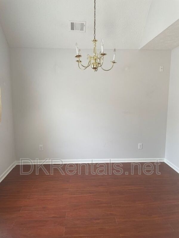 Photo - 1109 Mary Lee Ct