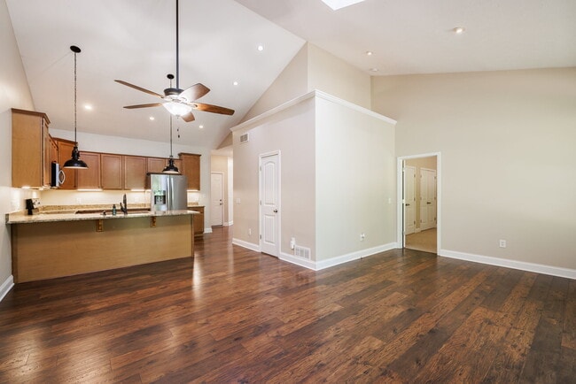 Photo - 148 Fenton Rd