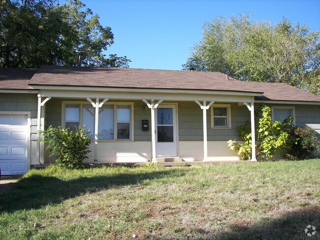 Building Photo - Cute 3 Bedrooms! Rental