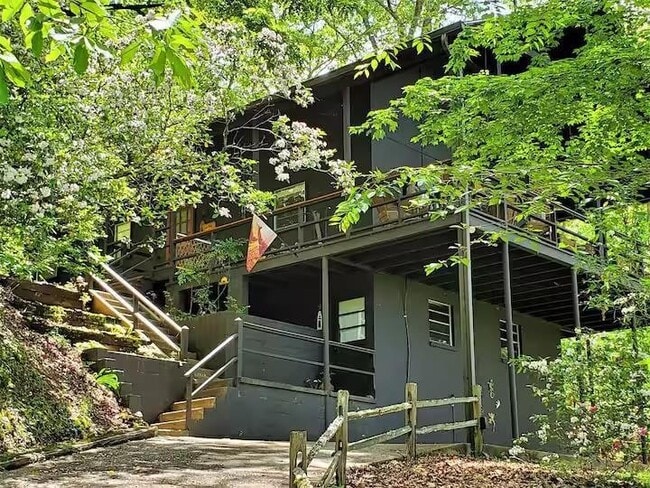 Photo - 328 Possum Trot Trail