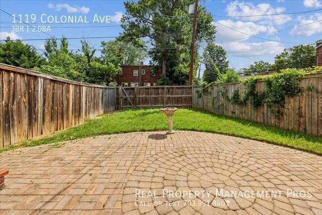 Photo - 1119 Colonial Ave
