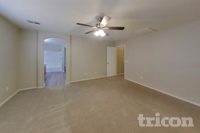 Photo - 13301 E Primrose Ln