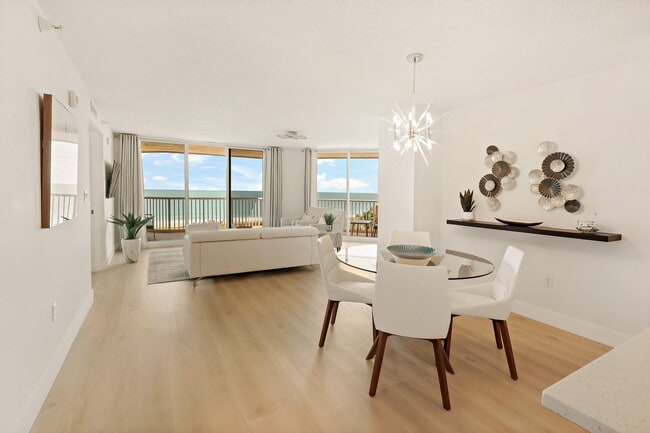 Building Photo - 5051 N Hwy A1A Unit # 8-2