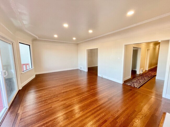 Photo - 2652 Greenwich St Unit 2654 Greenwich Street