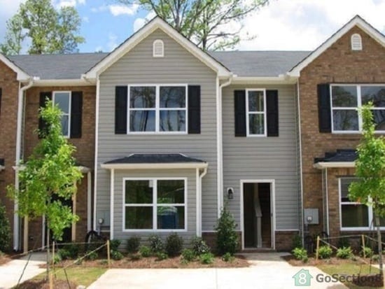 Building Photo - Gorgeous 3 Bedroom 2 Bath Townhome in Conv...