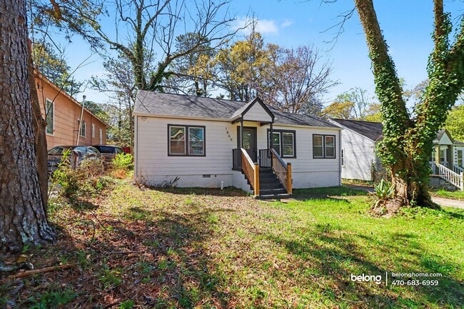 Building Photo - 1866 Thompson Ave