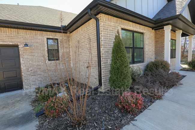 Photo - 10 Latheron Pl