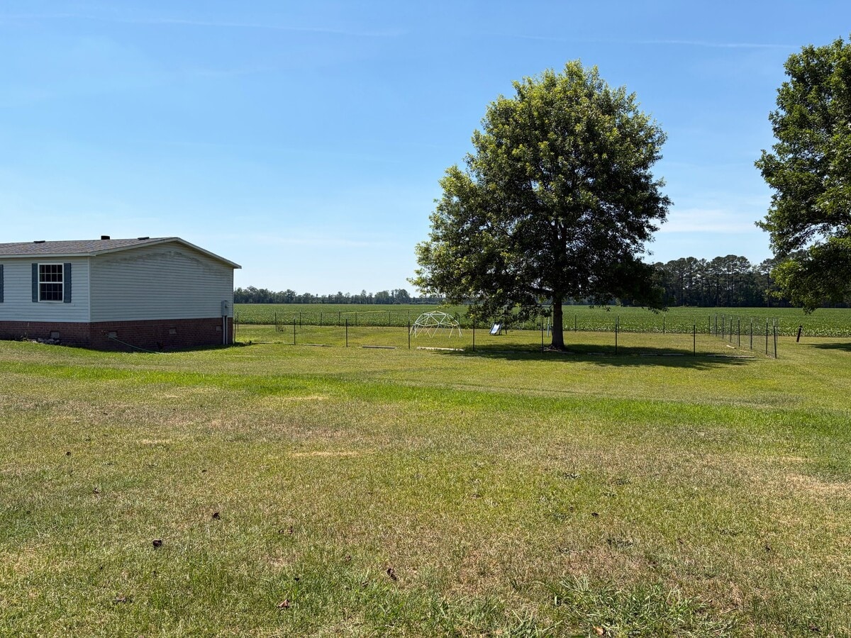 Photo - 252 Heath Swamp Rd