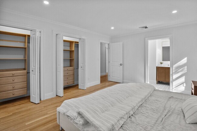 Photo - 341 Millwood Rd