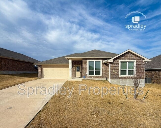 Building Photo - 820 Paseo del Plata Dr