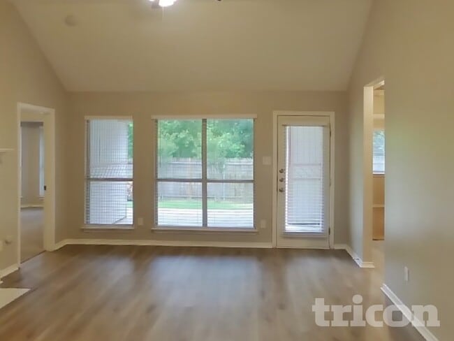 Photo - 1508 Creekpark Ct