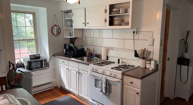 Kitchen - 895 Old Wilmington Rd Unit 1 2nd floor