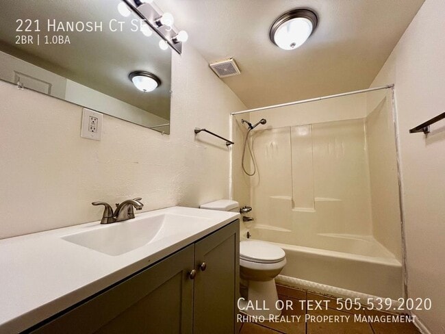 Photo - 221 Hanosh Ct SE Unit 3