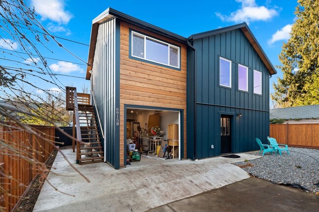 Photo - 1 Bath Furnished Studio in Woodlawn!