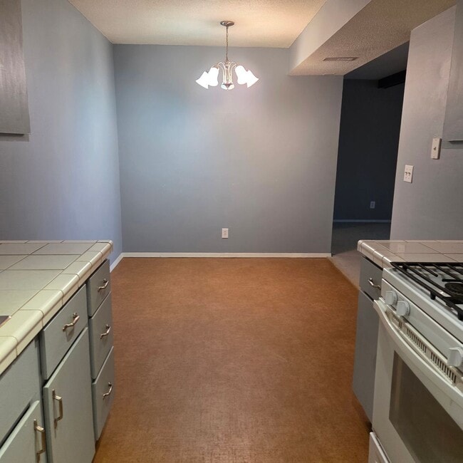 Photo - South Lincoln 1-bedroom apartment