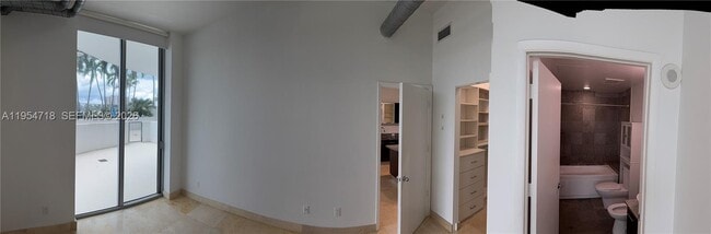 Photo - 3029 NE 188th St Unit 319