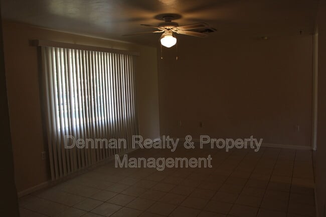 Photo - 910 S Una Ave