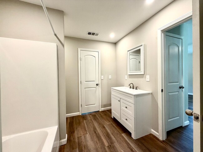 Photo - 1 Bedroom 1 Bath