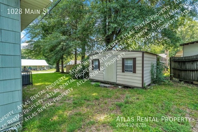 Photo - 1028 Main St