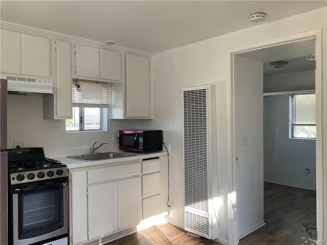 Photo - 32990 Rose Ave Unidad 1/2