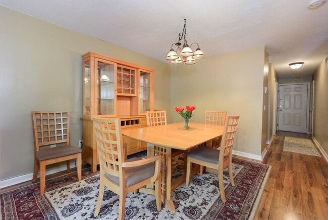 Photo - 327 Plantation St Unit 310