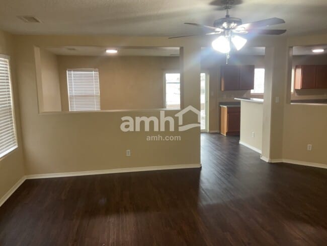 Photo - 5205 Caprock Dr NE