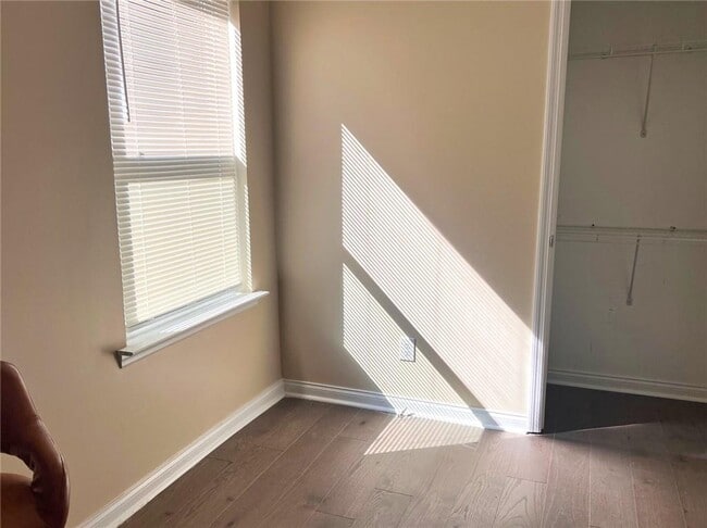 Photo - 119 Hogan Rd