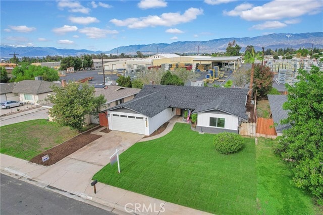Photo - 25556 Lomas Verdes St