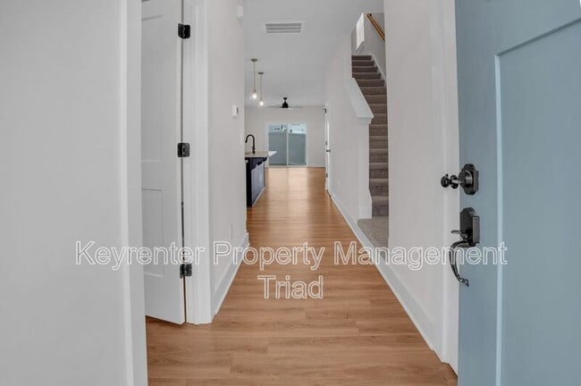 Photo - 4926 Cannon Crossing Wy