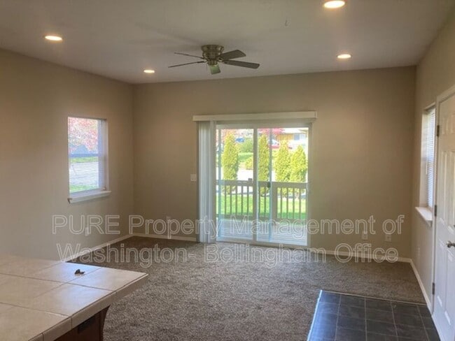 Photo - 2424 Racine St