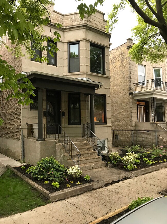 Building Photo - 2421 N Kimball Ave Unit Apt 1