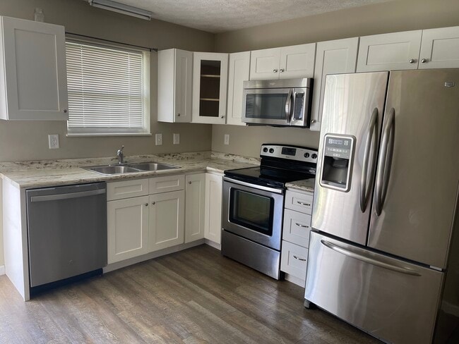 Photo - 1117 Liberty Hall Dr