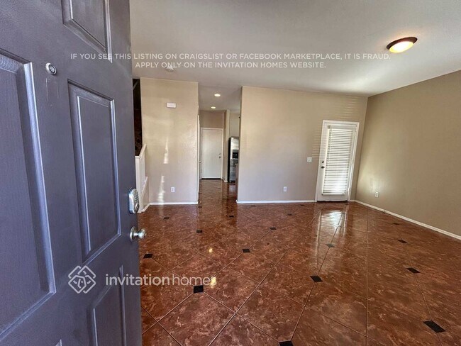 5203 W Warner St
