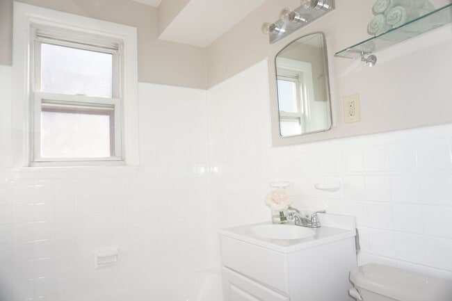 Photo - The Darby Apartments