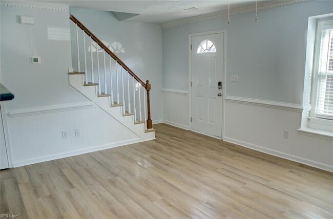 Photo - 5686 Rivermill Cir