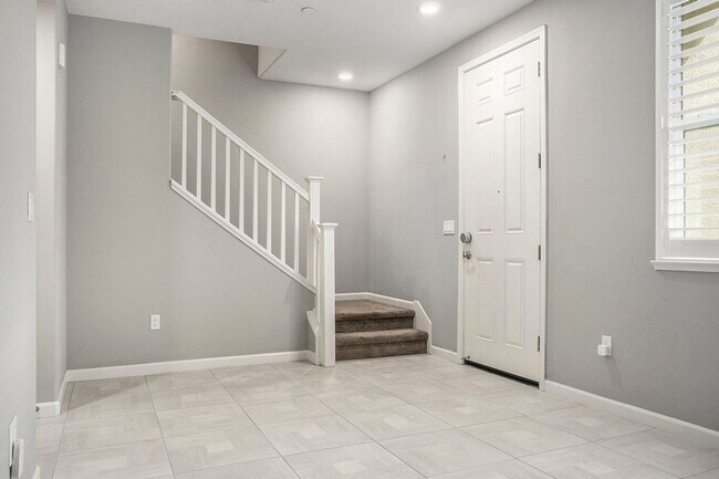 Photo - 115 Cypress Lp