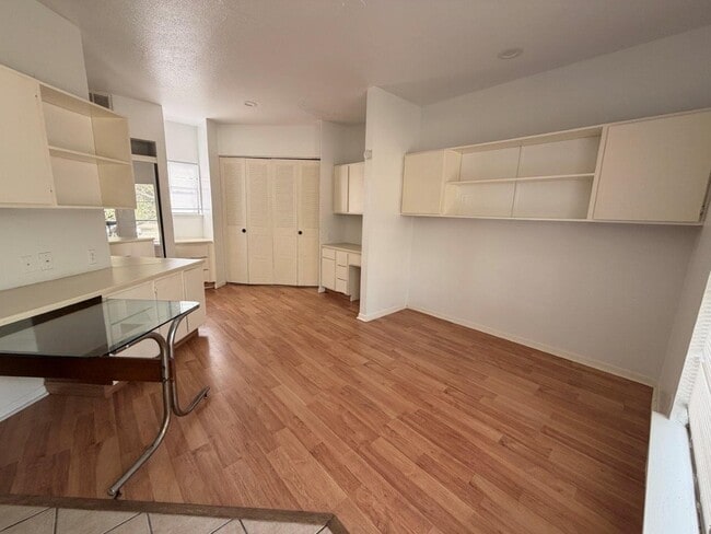 Building Photo - 7901 Cambridge St Unit 104