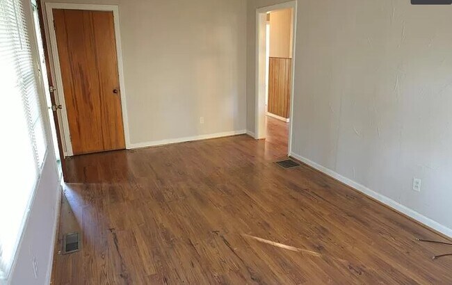 Photo - 767 Allendale Dr